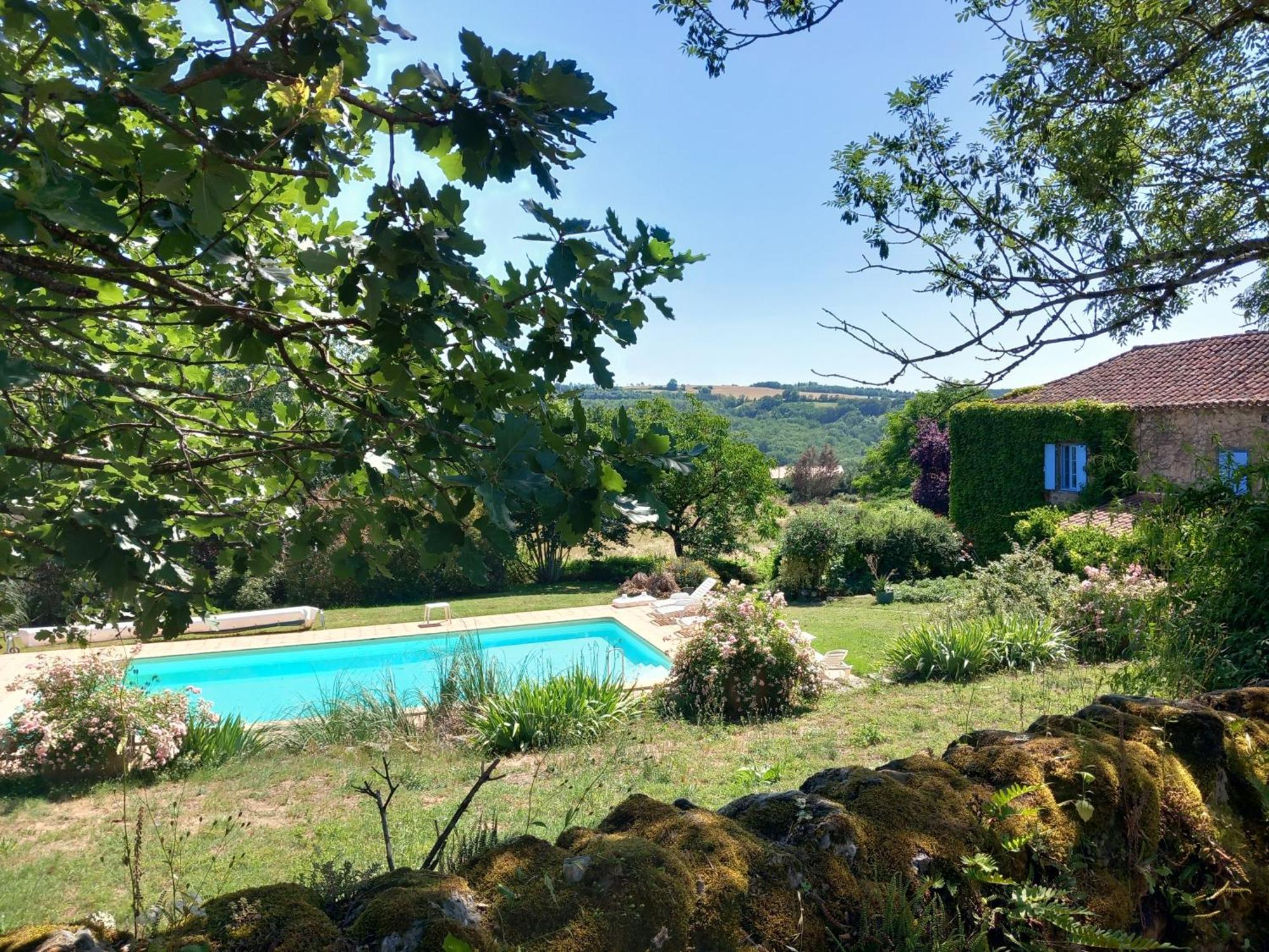 Hébergement de vacances Les Volets Bleus Du Segur Le Segur