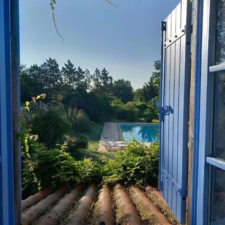 Gite Les Volets Bleus Du Segur Le Segur Exterior photo