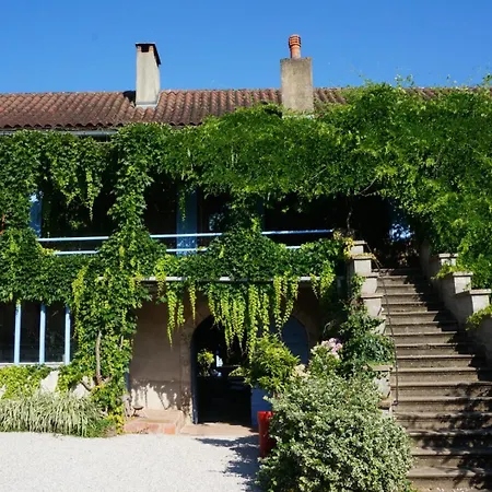 Gite Les Volets Bleus Du Segur Le Segur Exterior photo